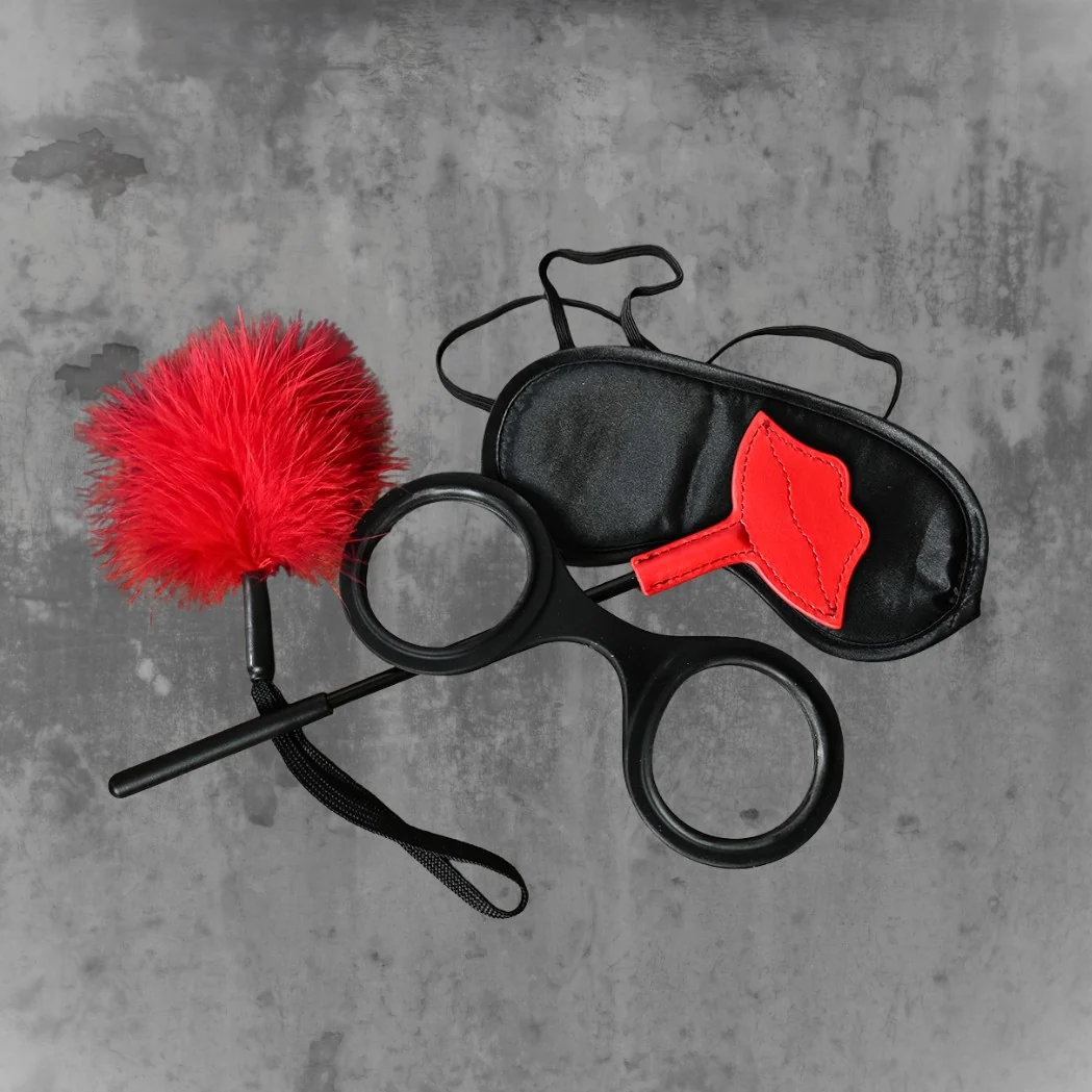 Ex's & Oh's Kiss Kit