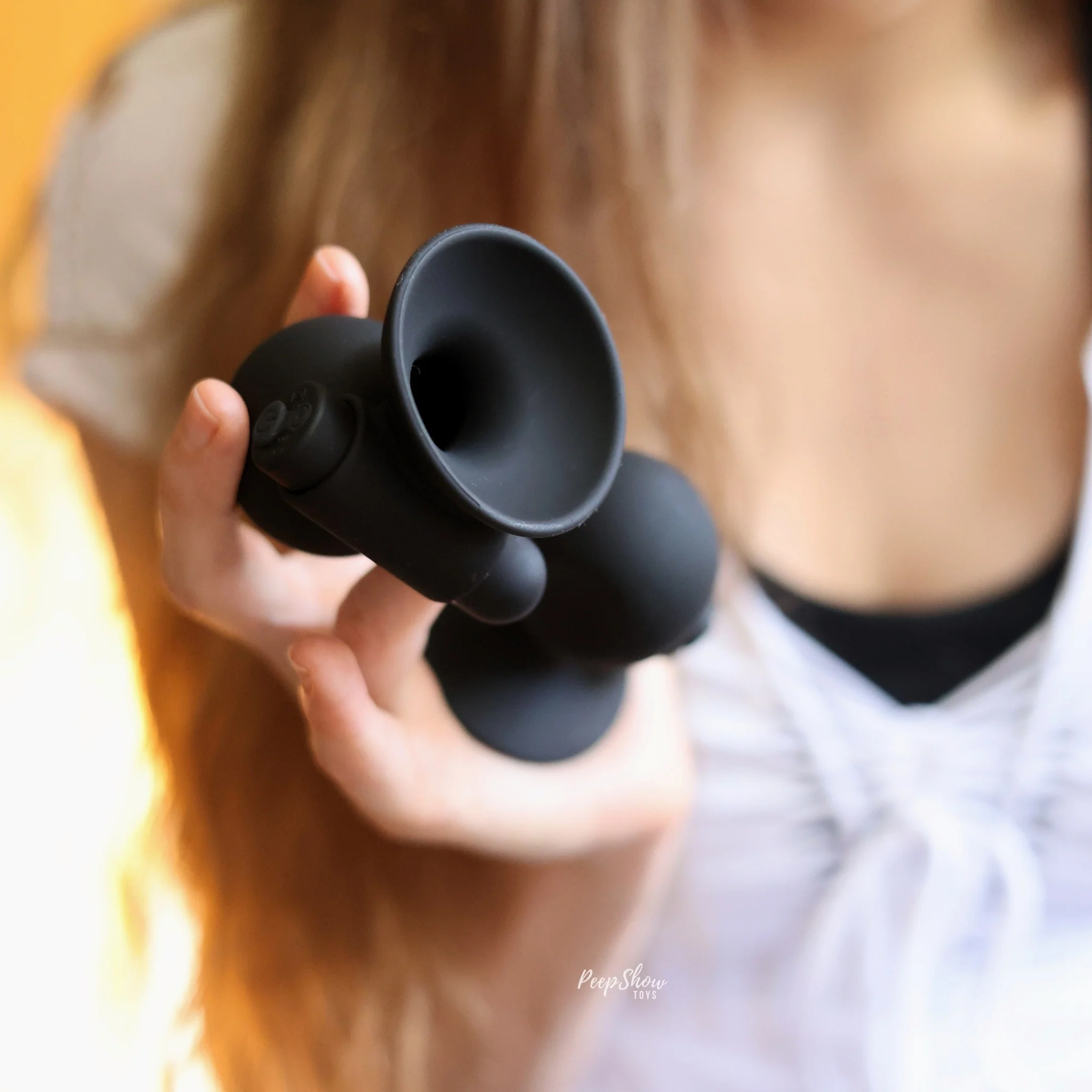 Flori Nipple Suckers, Strong Vibrating - Image 5