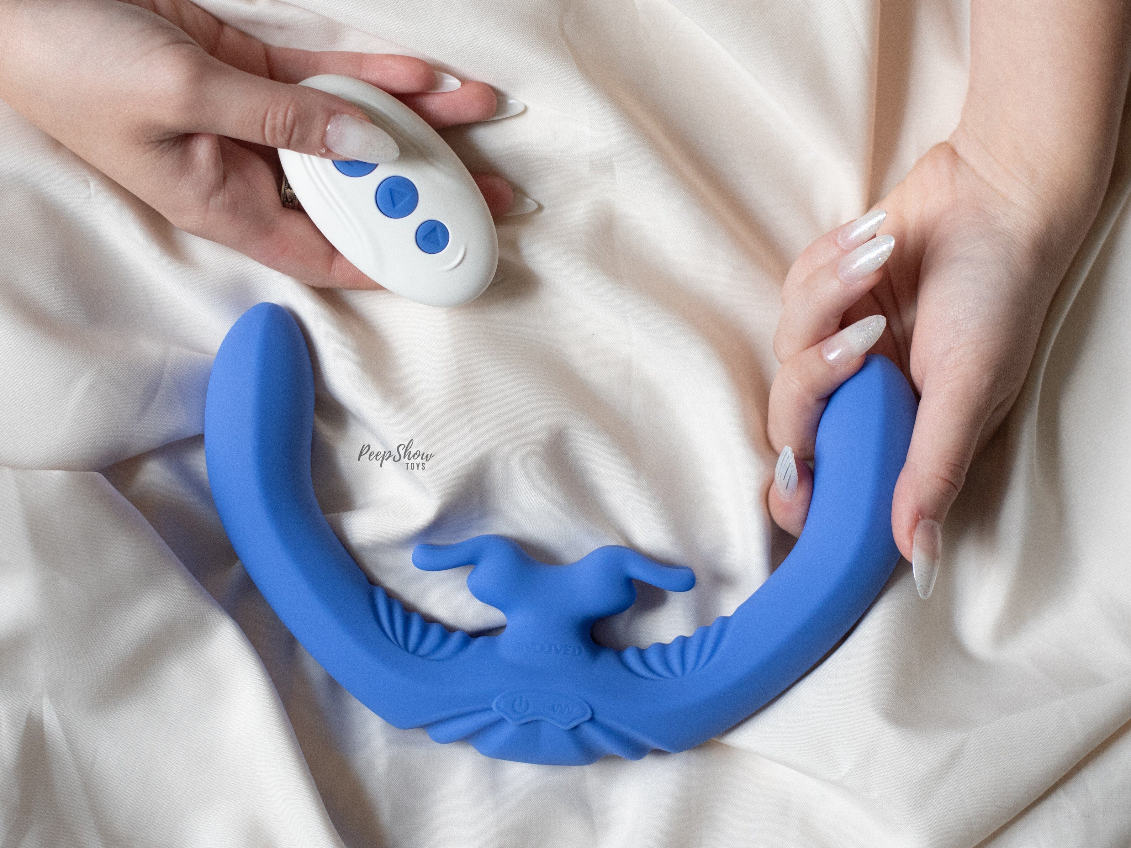 Lovebirds - Vibrating True Double Dildo with Dual Rabbit Ears - Image 2