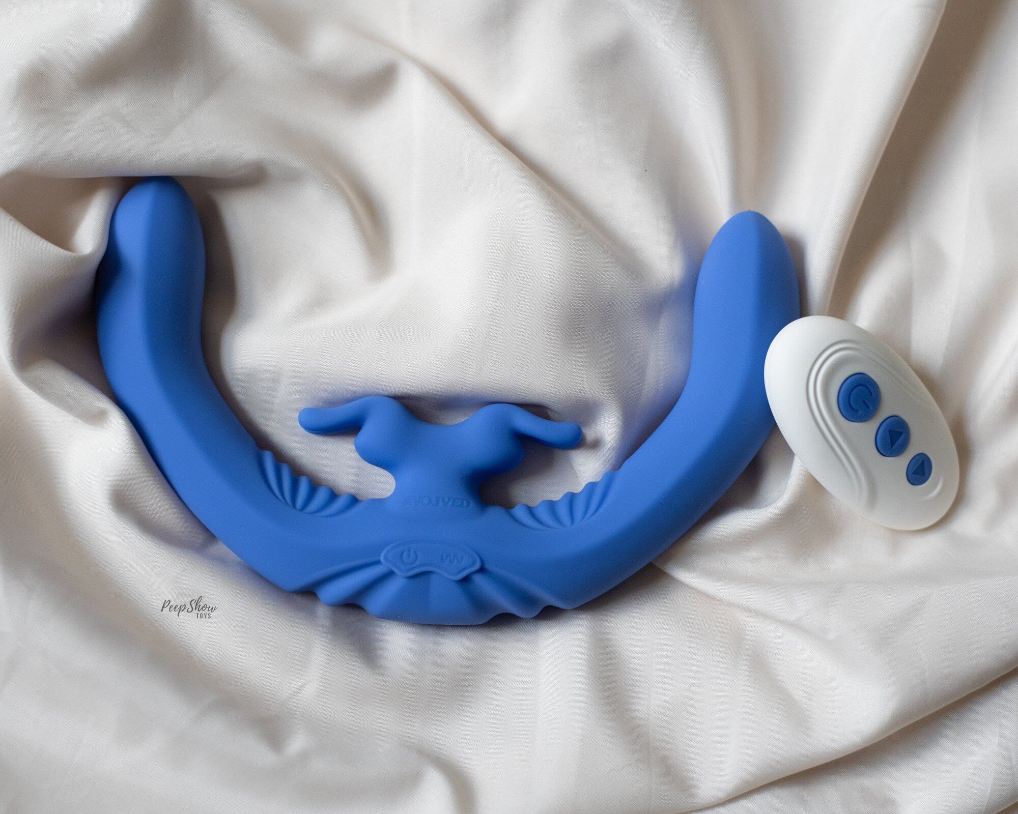 Lovebirds - Vibrating True Double Dildo with Dual Rabbit Ears - Image 3