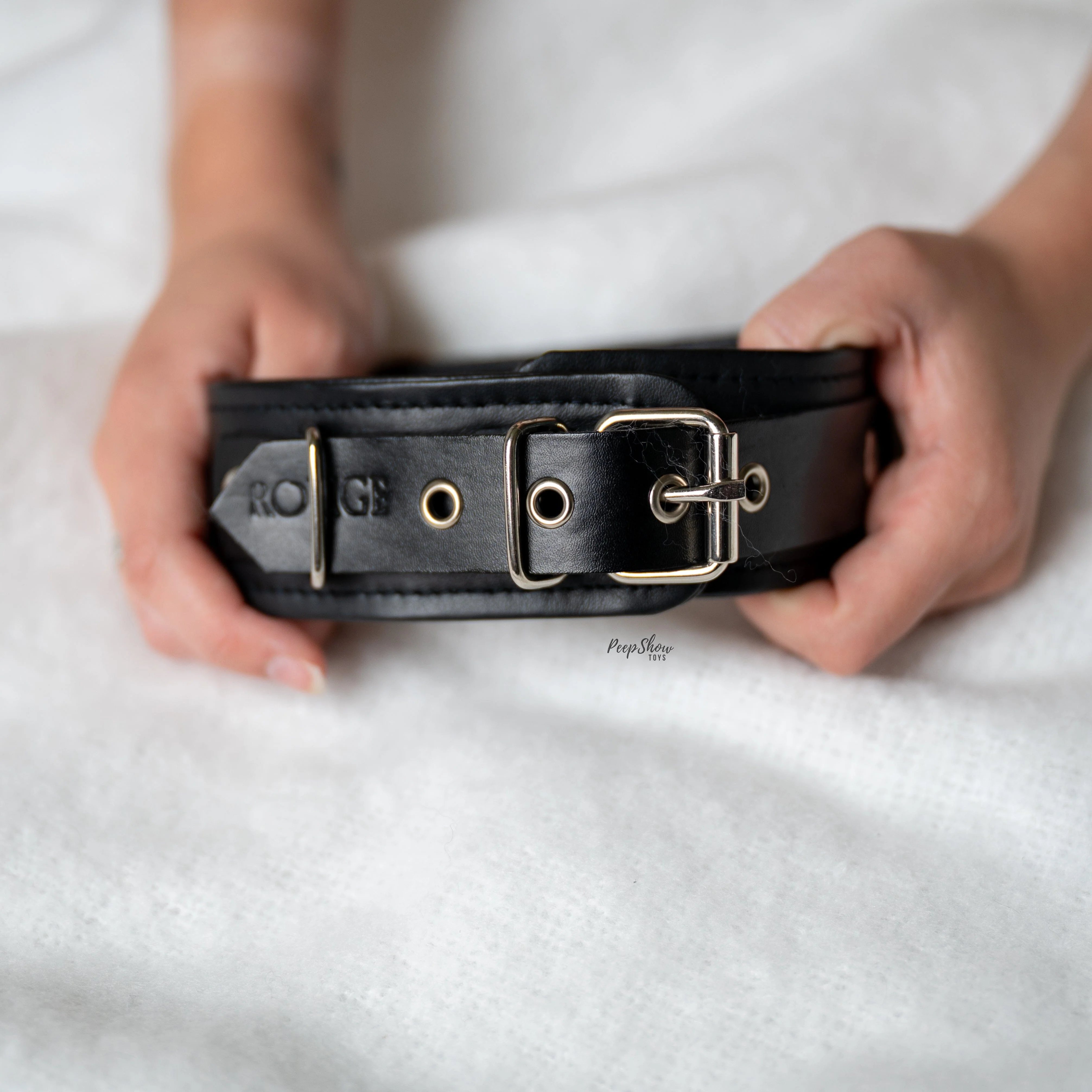 Plain Leather BDSM Collar, Real Leather by Rouge - Image 4