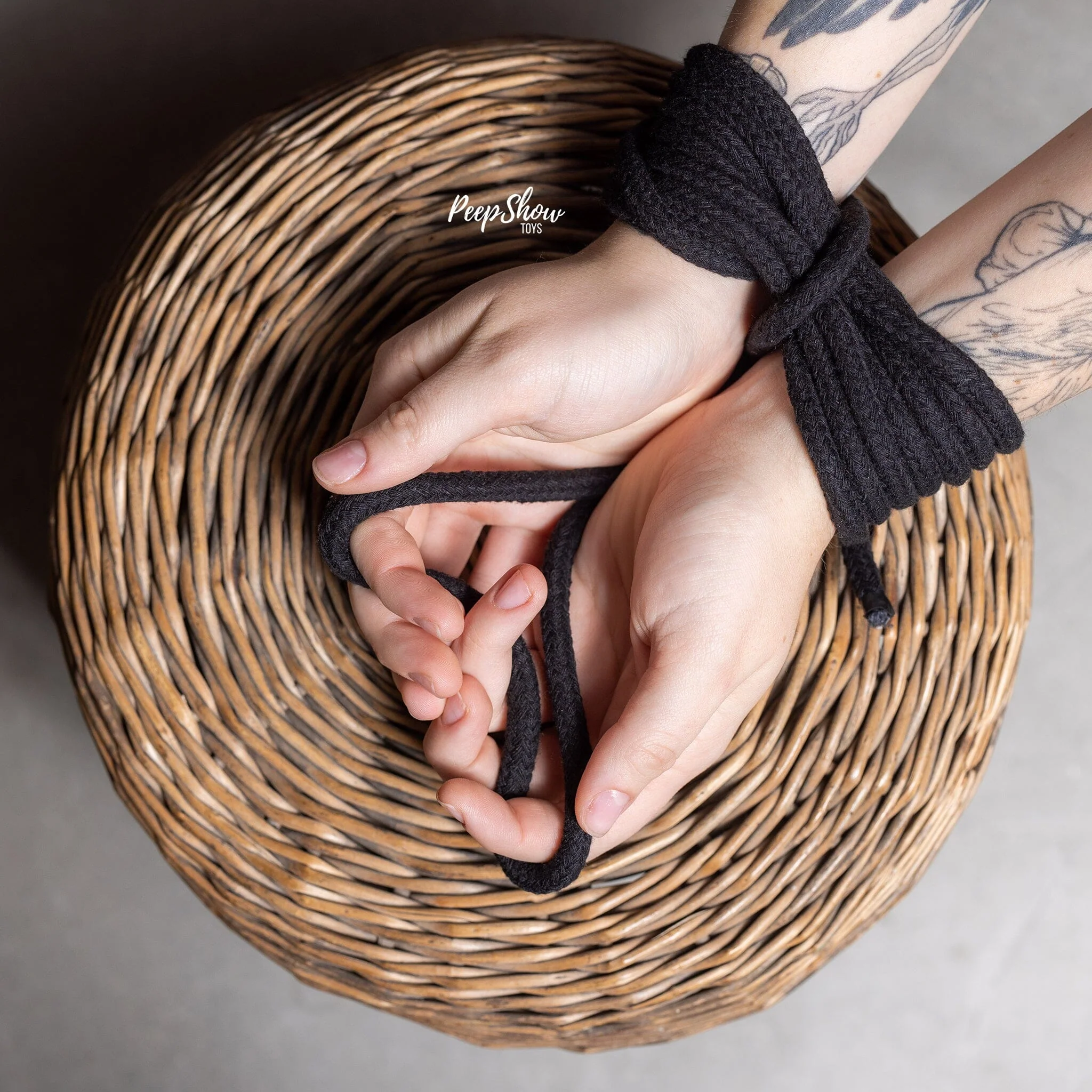 Punishment Black Bondage Rope – 32 Feet - Image 3
