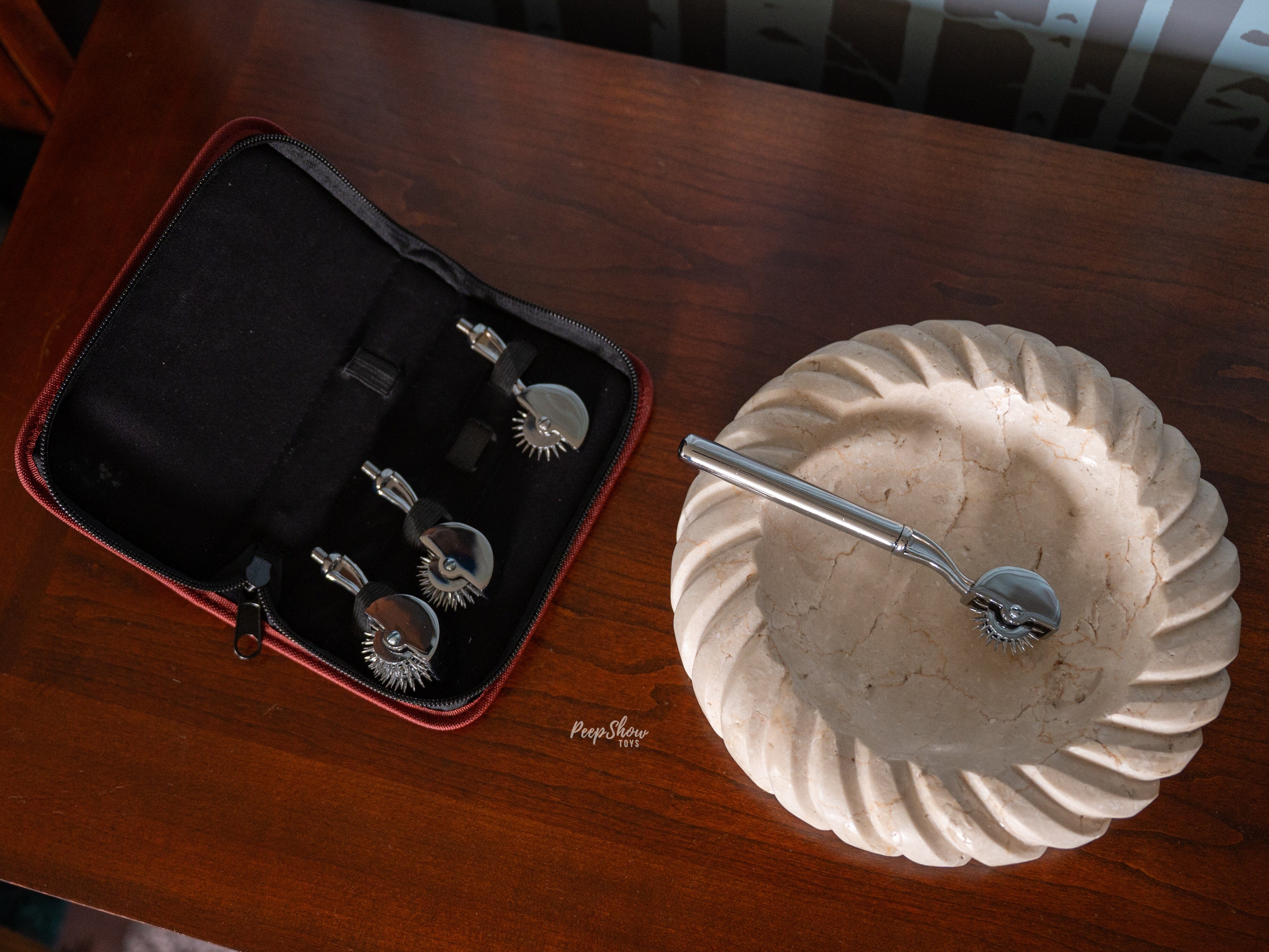 Stainless Steel Pinwheel 4-Pack Advanced Kit with Storage Case, by Rouge - Image 4