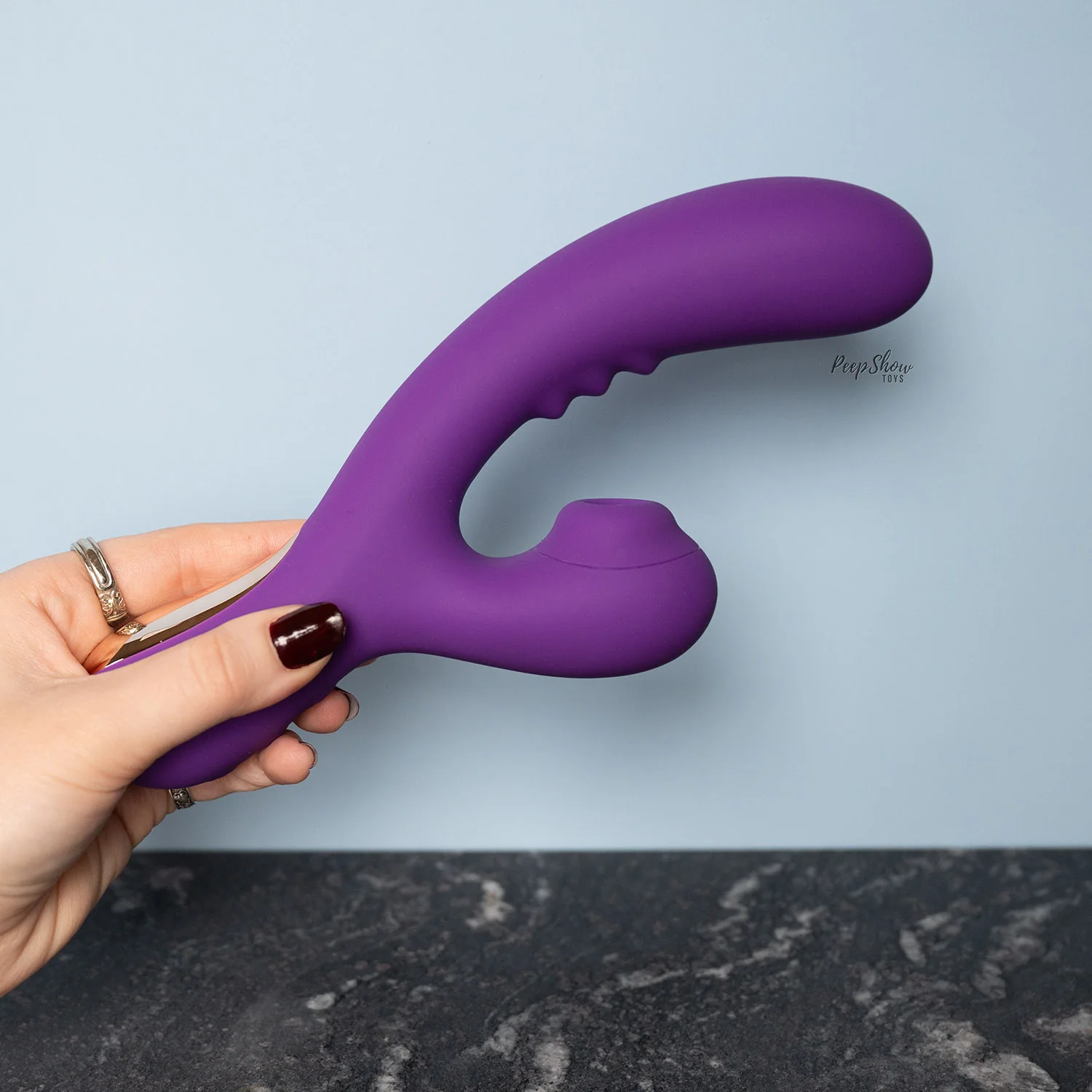 Savor Sucking G-spot Dual Vibrator - Image 3