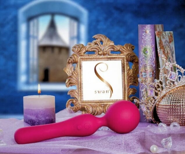 Swan Sceptre Wand Vibrator - Adjustable Control